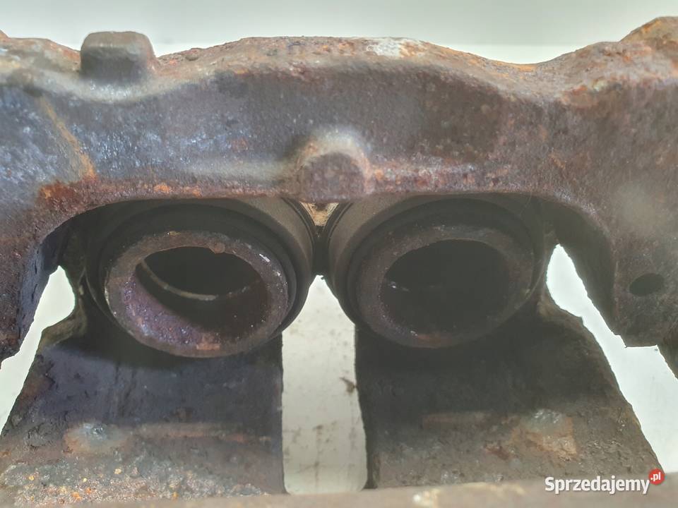 Volvo XC60 I PRZEDNI ZACISK HAMULCOWY lewy przód osobowe lubelskie Chełm