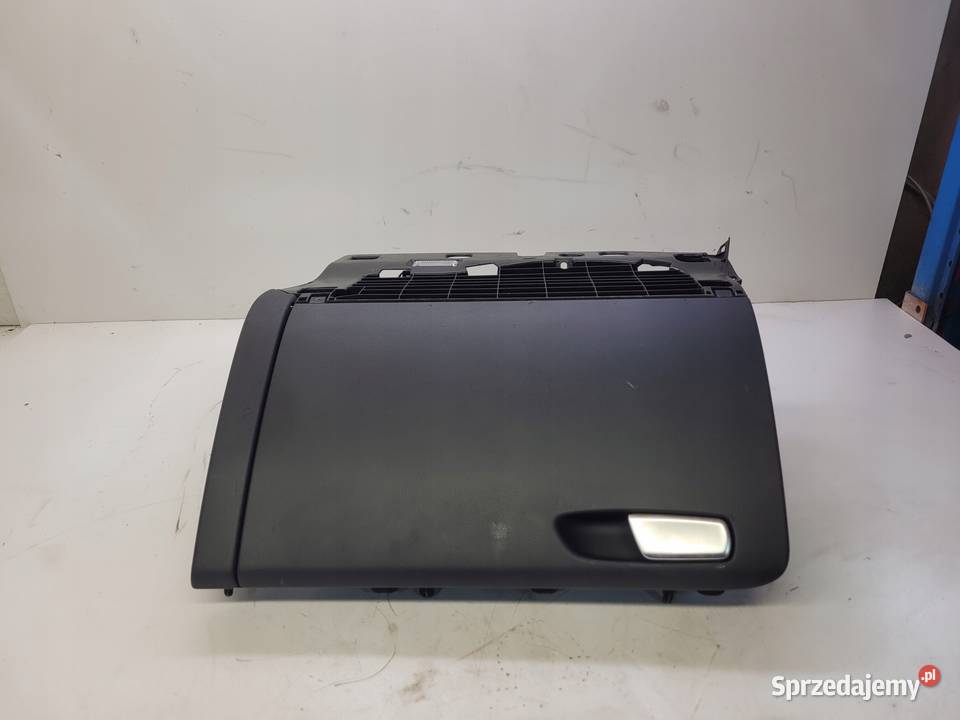 SCHOWEK PASAŻERA AUDI A4 B8 LIFT 8K1857035A śląskie Przystajń