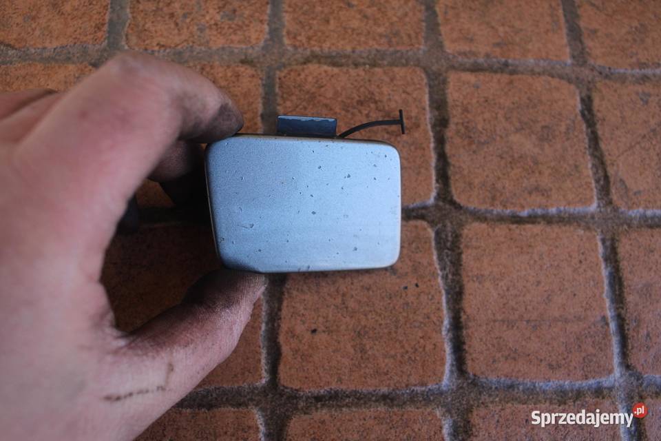 ZAŚLEPKA HAKA ZDERZAKA PRZÓD AUDI A4 B6 LY7Q Listwy i nakładki wielkopolskie