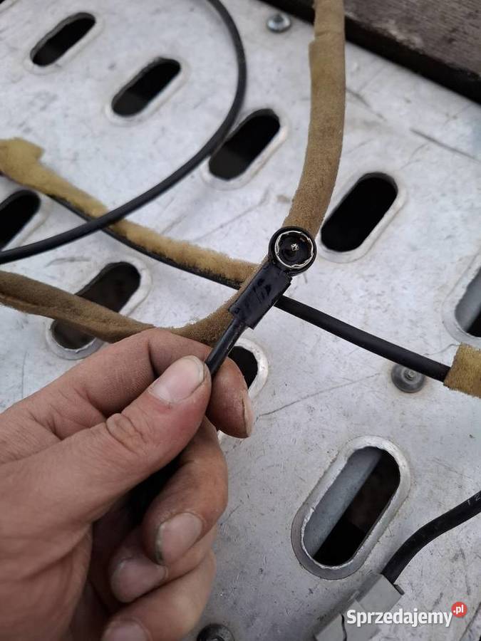 Kabel przewód antena radia wiązka instalacja Materiały instalacyjne Przyborów