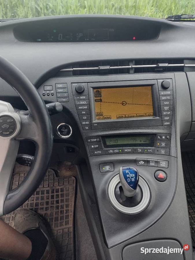 Sprzedam Toyota Prius 3 z 2010 r 18 hybryda Pasynki