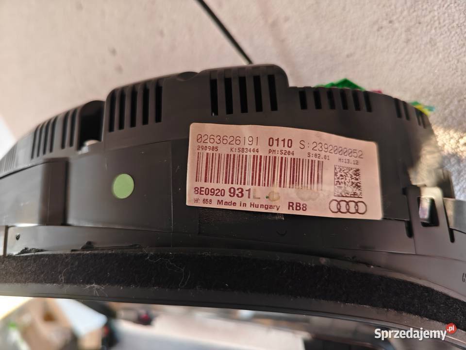 LICZNIK ZEGARY AUDI A4 B7 25 TDI 8E0920931L Warszawa