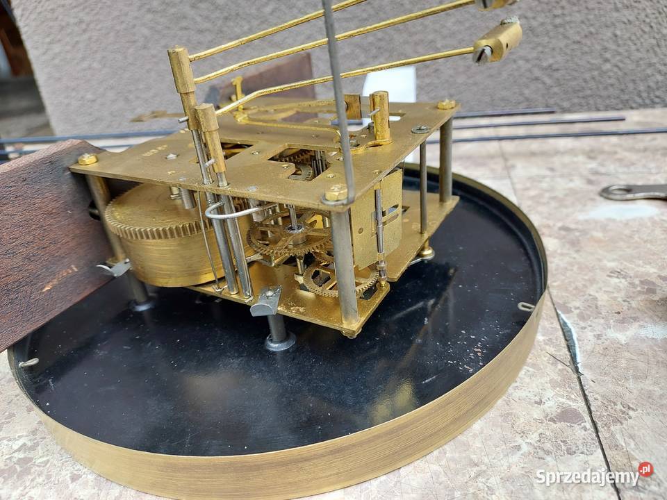 137 Zestaw mechanizm starego zegara ściennego Tczew