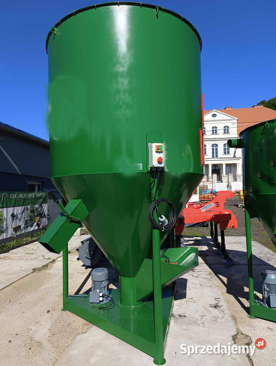 Mieszalnik pasz MROL 1000 H0372 Proszówka