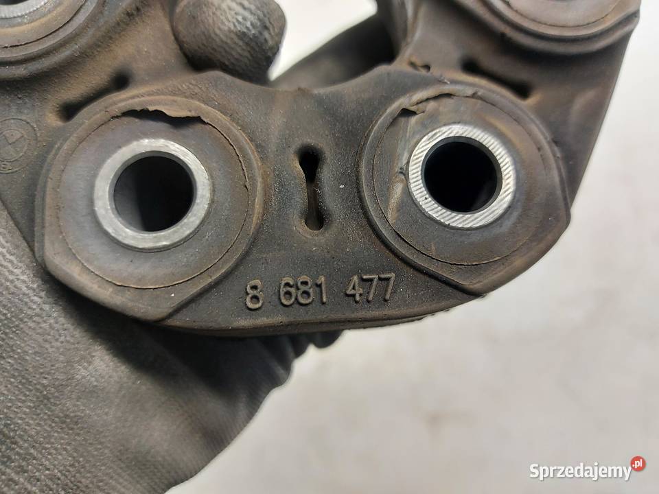 BMW G21 G20 Kombi 330e mocowanie łapa wspornik