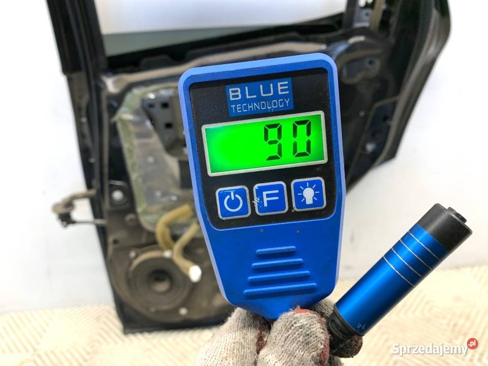 DRZWI PRAWY TYŁ NISSAN JUKE F15 Crossover CZARNY Drzwi