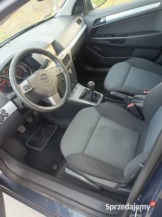Opel Astra H 16 2006 Klima Navi Doinwestowana sprzedam