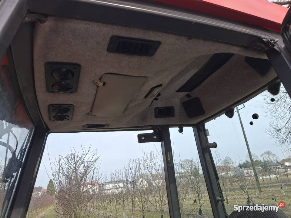 Ciągnik sadowniczy Kubota M8200 narrow sprzedam