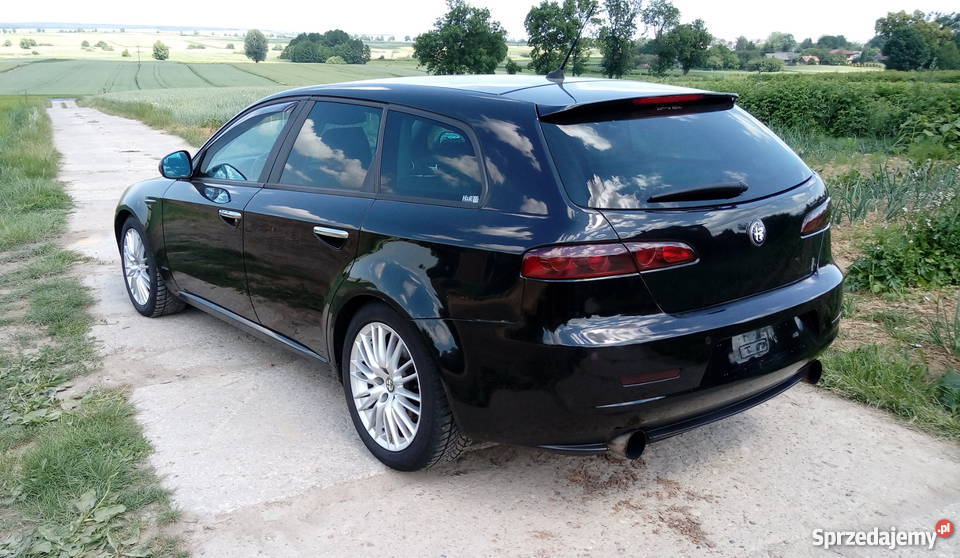 Alfa Romeo 159 24 JTDm 210 q4 4x4 import Turobin