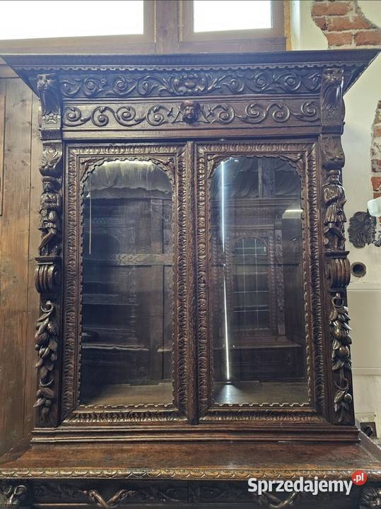 Kredens eklektyczny łódzkie Brójce