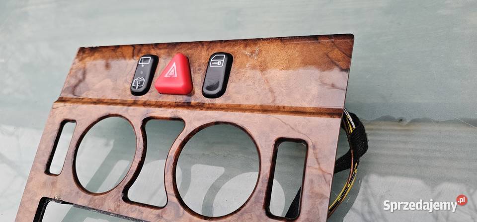 Ramka radia mercedes w210 2106830308 Zbąszyń