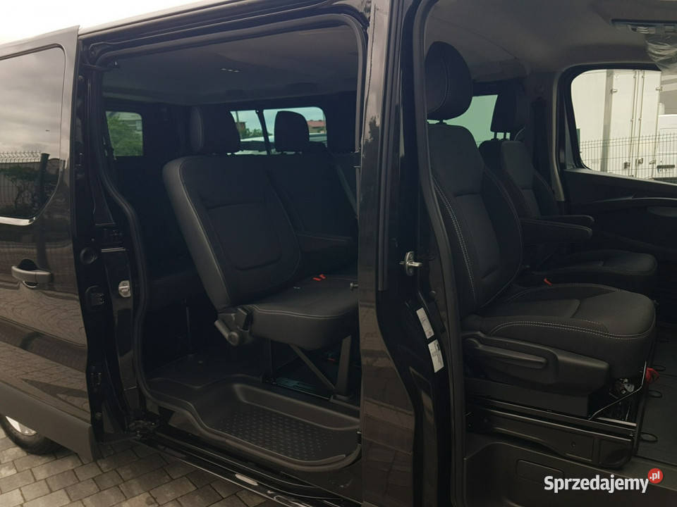 Renault Trafic 8 OSÓB 2xDRZWI BOCZNE PRZESUWNE pełny VAT śląskie Poręba