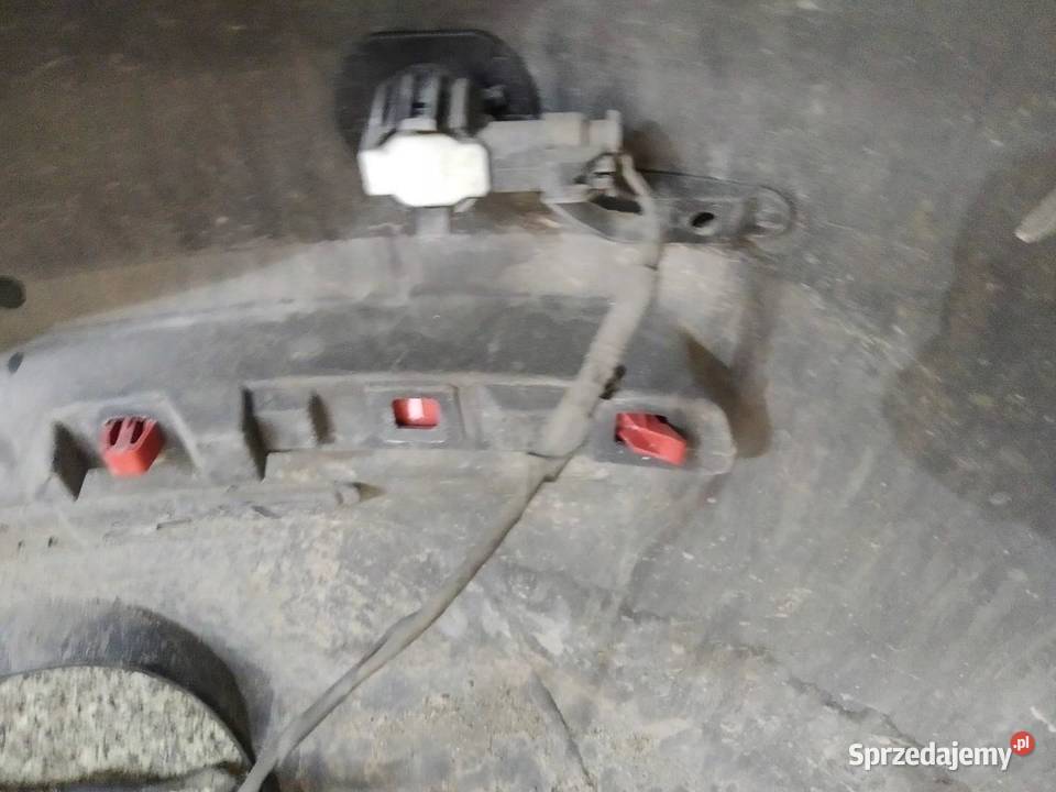 ZDERZAK TYŁ PDC CZARNY LIFT KOMBI TOURING LCI