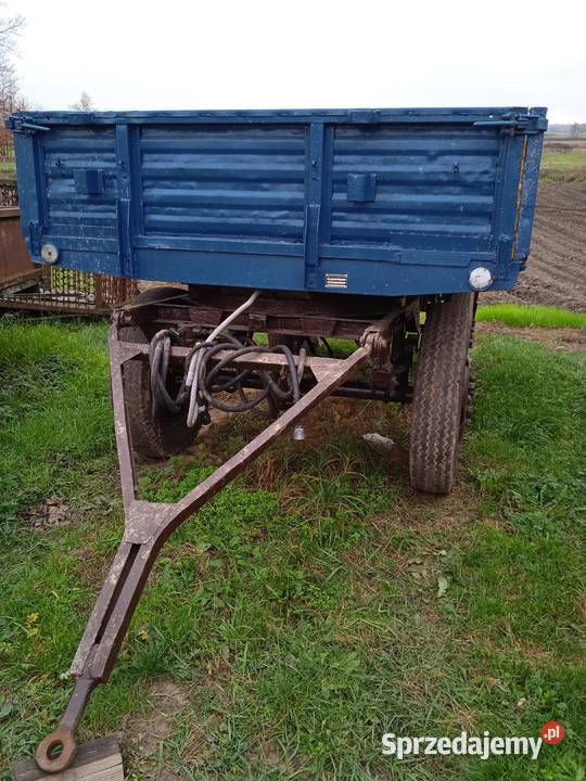 Przyczepa rolnicza nieuszkodzony Laszki