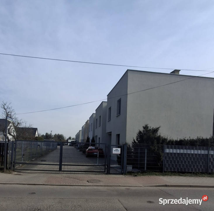 Dom w zabudowie szeregowej KędzierzynKoźle 6496zł/m2 Sprzedaż opolskie Kędzierzyn-Koźle