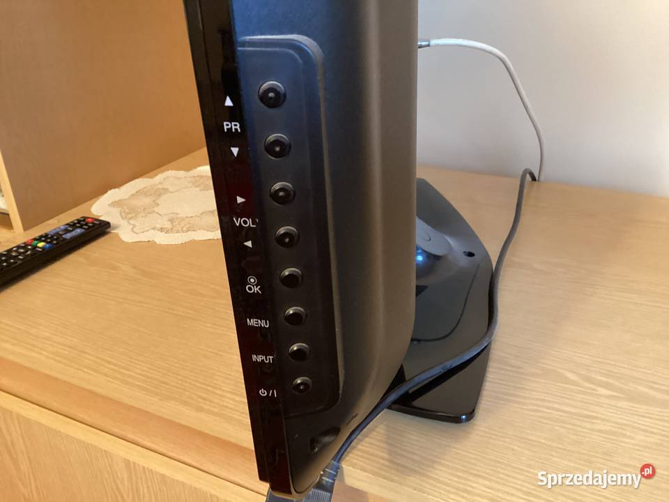 Telewizor LCD Monior Ekran 32 cale LG 32LT75 Pruszcz Gdański
