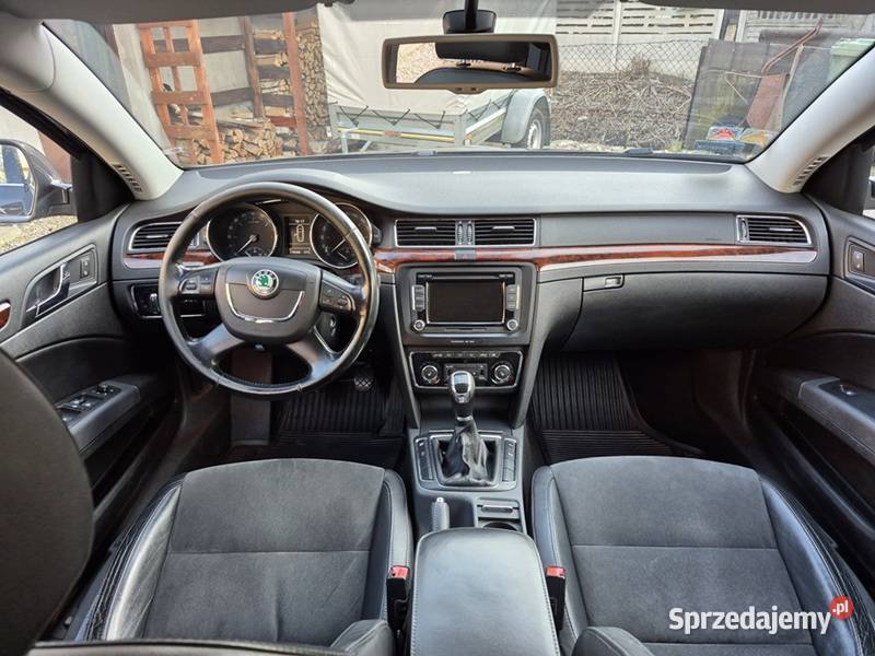Skoda Superb 2009r CR 170 dwutlenek węgla w Mszczonów