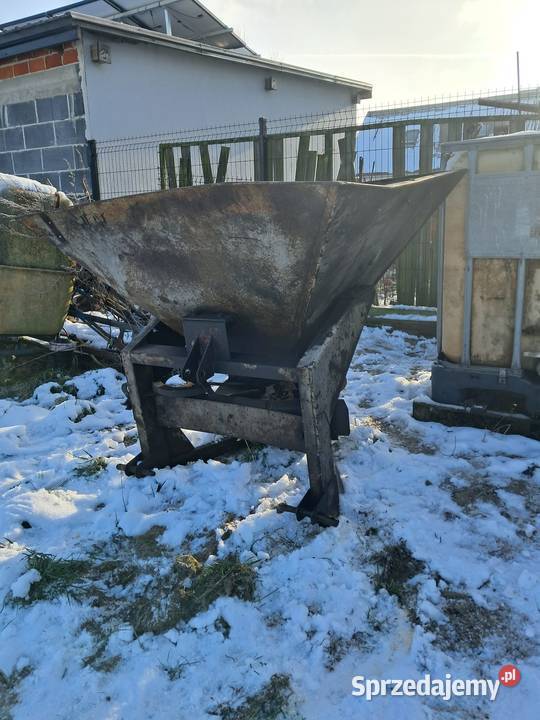 rozsiewacz nawozu duży Rozsiewacze nawozów Stryków sprzedam