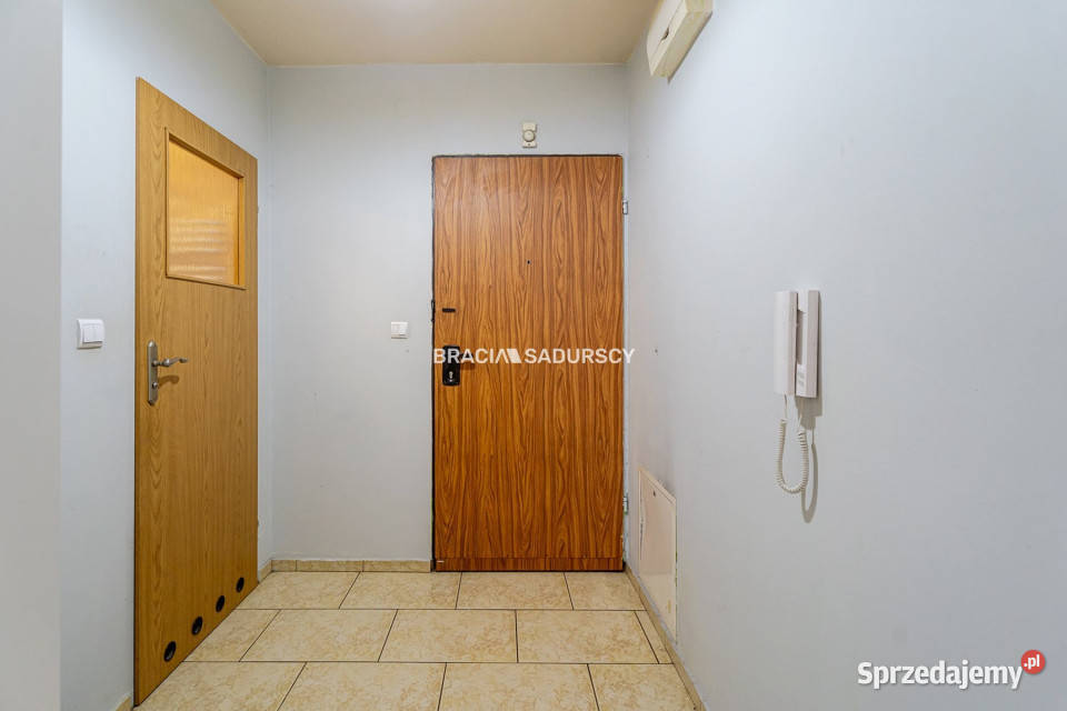 Mieszkanie 35m2 1pok Kraków Lubostroń