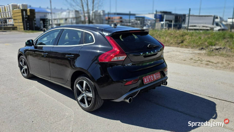 Volvo V40 T3 Ledy duza navi bixenon RDesign lakier metallic V40 Lębork
