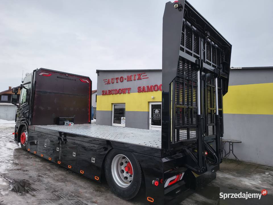 Mercedes NOWE NADWOZIE rampa hydrauliczna pomoc Strachosław