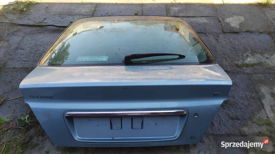 Honda Accord 5d 1999 2000 2001 klapa tył z szybą Byków
