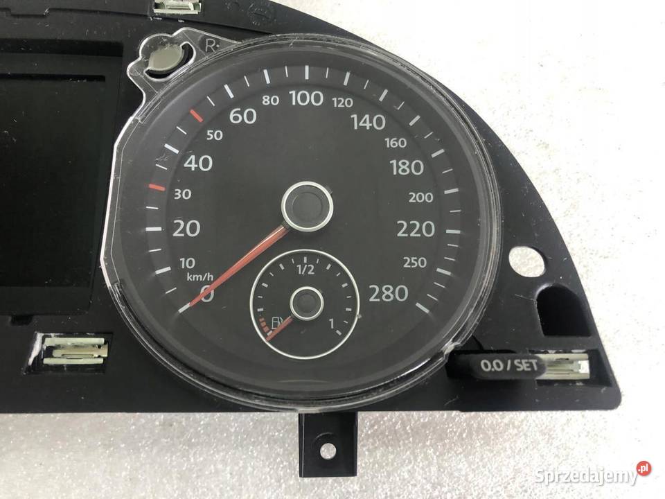 LICZNIK ZEGARY 3C8920870B VW PASSAT CC 20TSI sprzedam