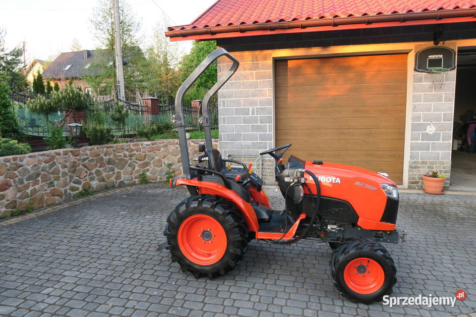 Traktorek ogrodowy Kubota B2350 420MTH Salon Michałowice sprzedam