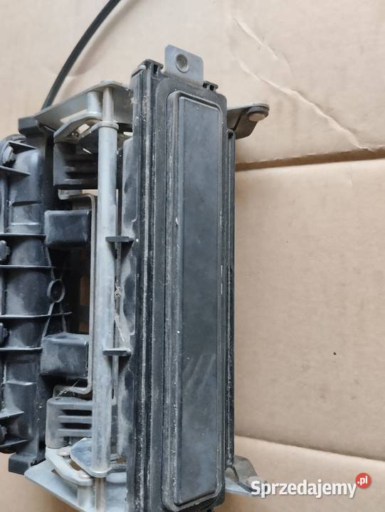 Klamka klapy bagażnika wysuwana Mercedes W 140 Przecław