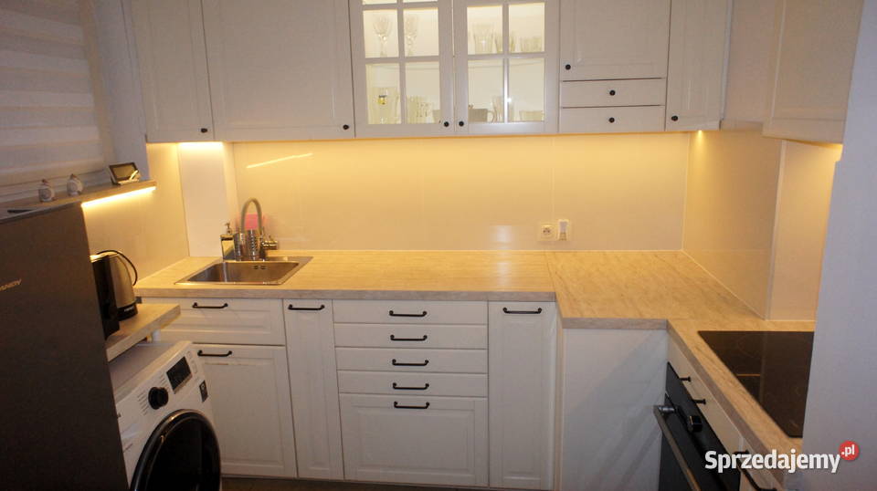 Kawalerka z garderobą wolna zaraz Gdańsk 3 piętra i więcej