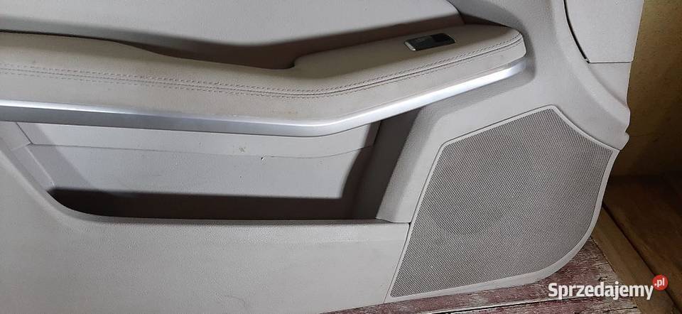 Boczek tapicerka drzwi Mercedes W212 Lewy przód Części samochodowe
