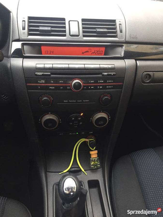 Mazda 3 BK 2005 sedan 105 1598 3 benzyna 168 Kraków