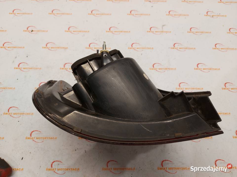 VW GOLF V PLUS 06r lampa prawa tył 5M0945096N Kielce