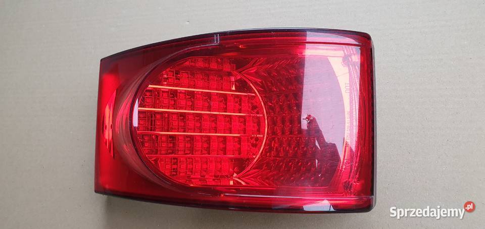 AUTOBUS LAMPA TYŁ LED HELLA CZERWONA 2SB34598210 Bieleń sprzedam