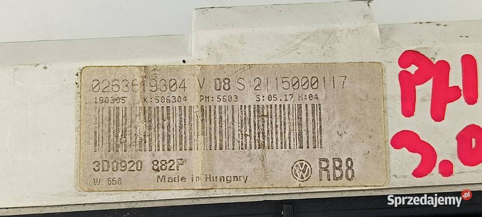 LICZNIK ZEGAR VOLKSWAGEN PHAETON 3D0920882P osobowe Lipno