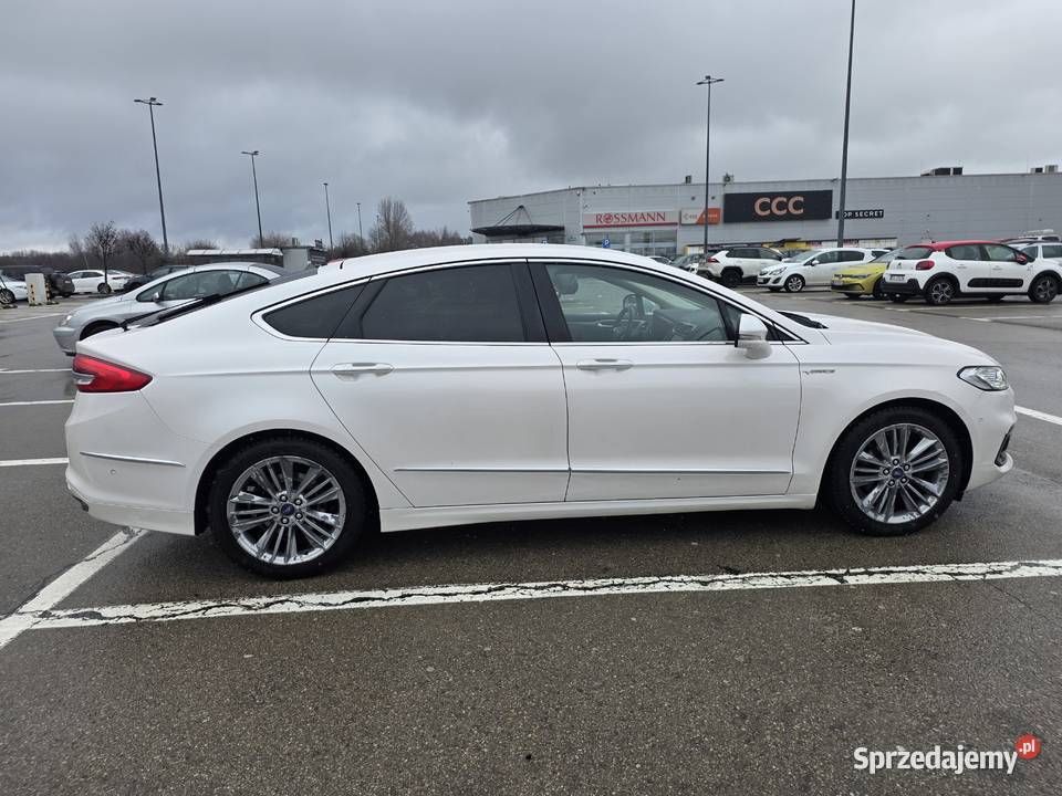 Ford Mondeo MK5 Vignale Biała Perła Pierwszy Właściciel