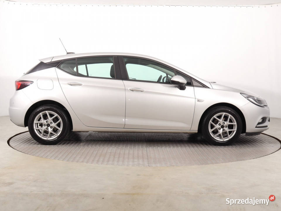 Opel Astra 14 T 1399cm3