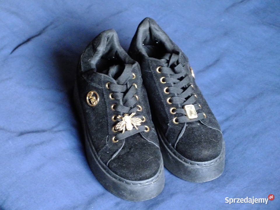 Sprzedam używane damskie adidasy w kolorze 23.5cm Gdańsk