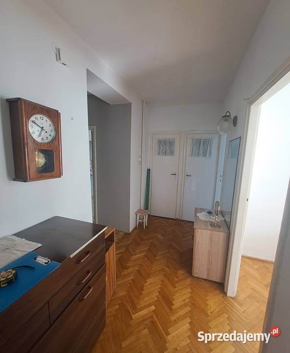 Przestronne mieszkanie 66m 2 z balkonem 3 piętra i więcej