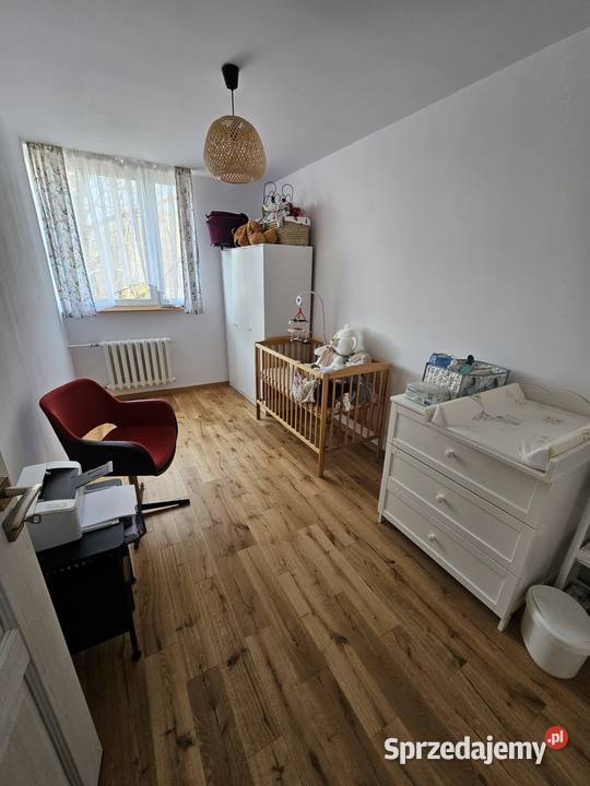 Przestronne 3 pokoje 61 m generalnym remoncie blok