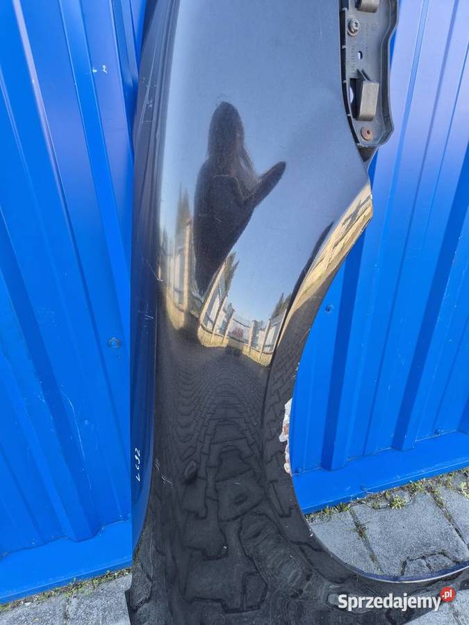 BŁOTNIK PRZÓD PRAWY VW PASSAT B5 FL LC9Z CZARNY Działoszyce