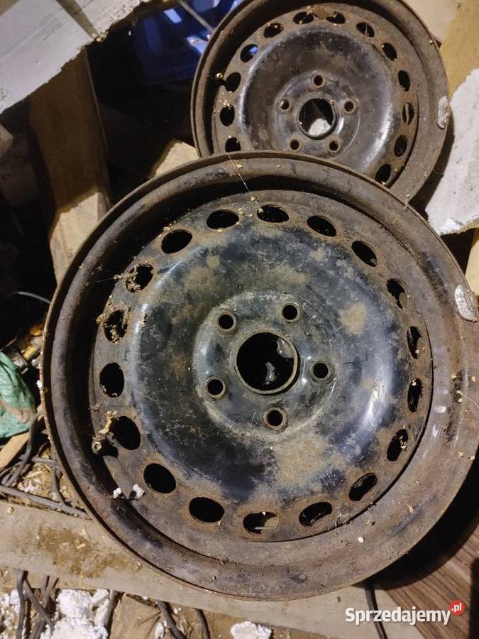 Felgi stalowe R13 skoda octavia 1 Lubichowo