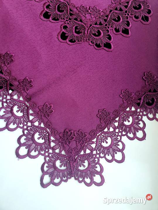 Purpurowy obrus z Gipiurą 85x85 Piaseczno