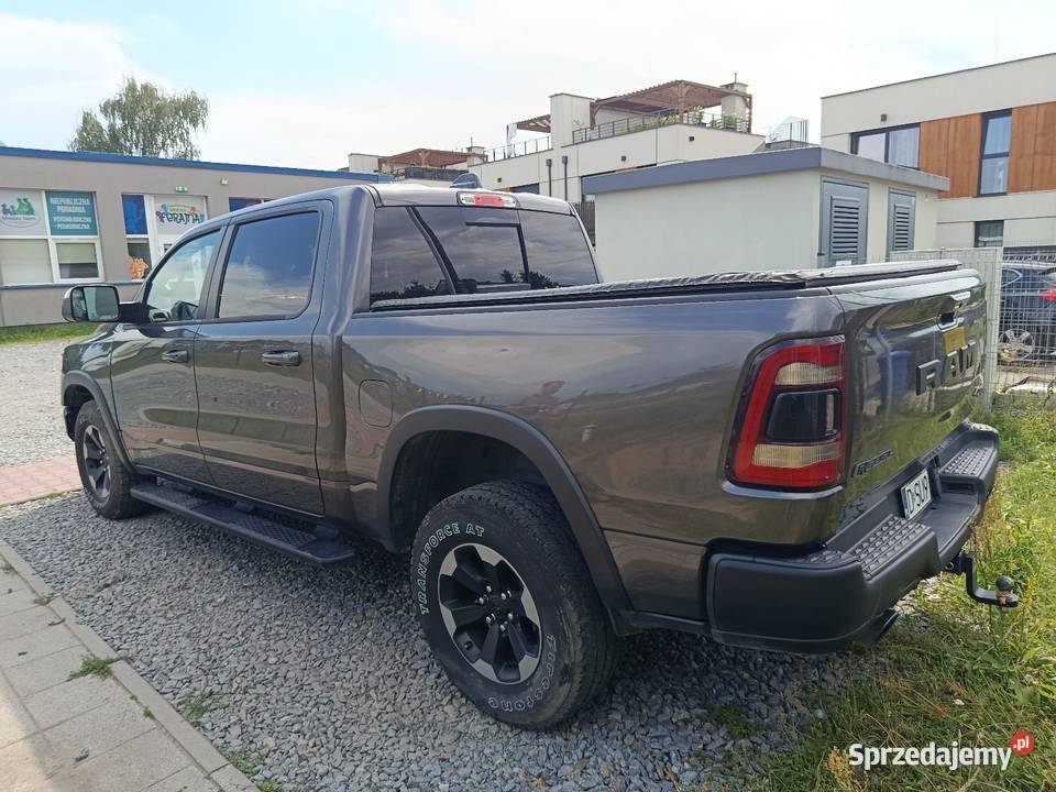 Ram 1500 Rebel 57 hemi Wrocław sprzedam