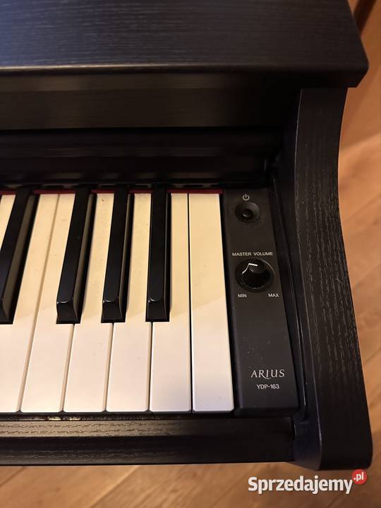 Yamaha YDP 163 Kobyłka