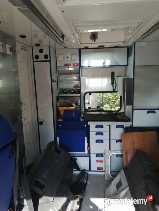 Zabudowa z Karetki Food Truck Magazyn Kamper itd podkarpackie Agatówka