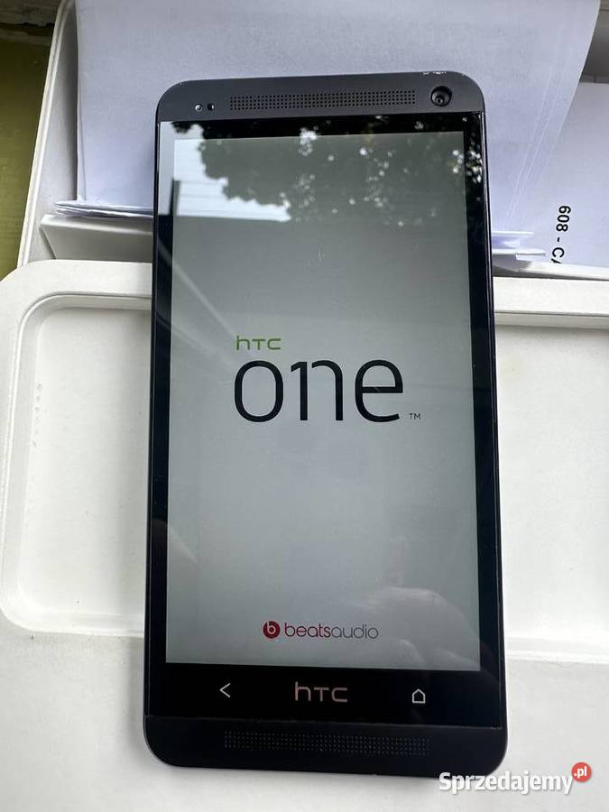 Smartfon HTC One M7 model PN07100 801n wersja Tychy