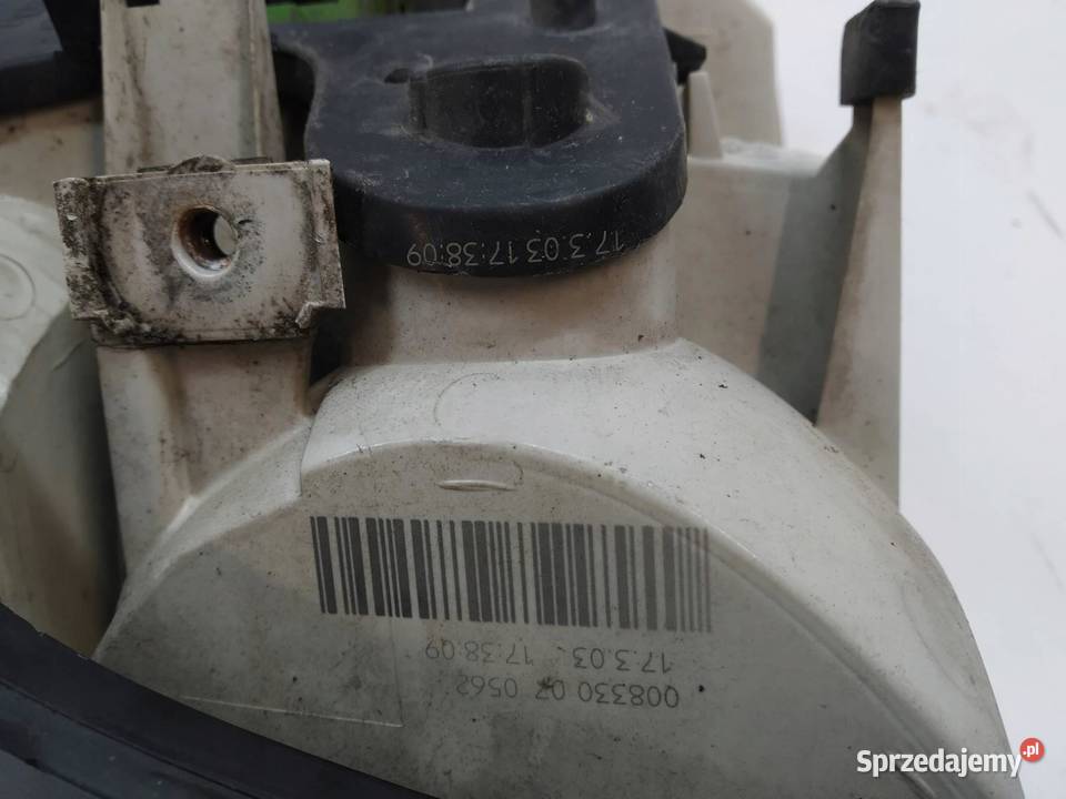 LAMPA TYŁ LEWA SEDAN Audi A4 II 20002006 B6