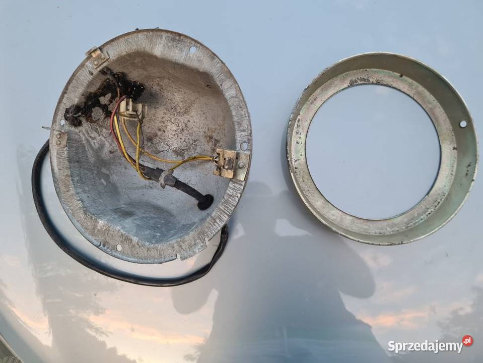 Nysa Syrena Warszawa Ramka garczek reflektora Lampy przednie Piotrków Trybunalski sprzedam