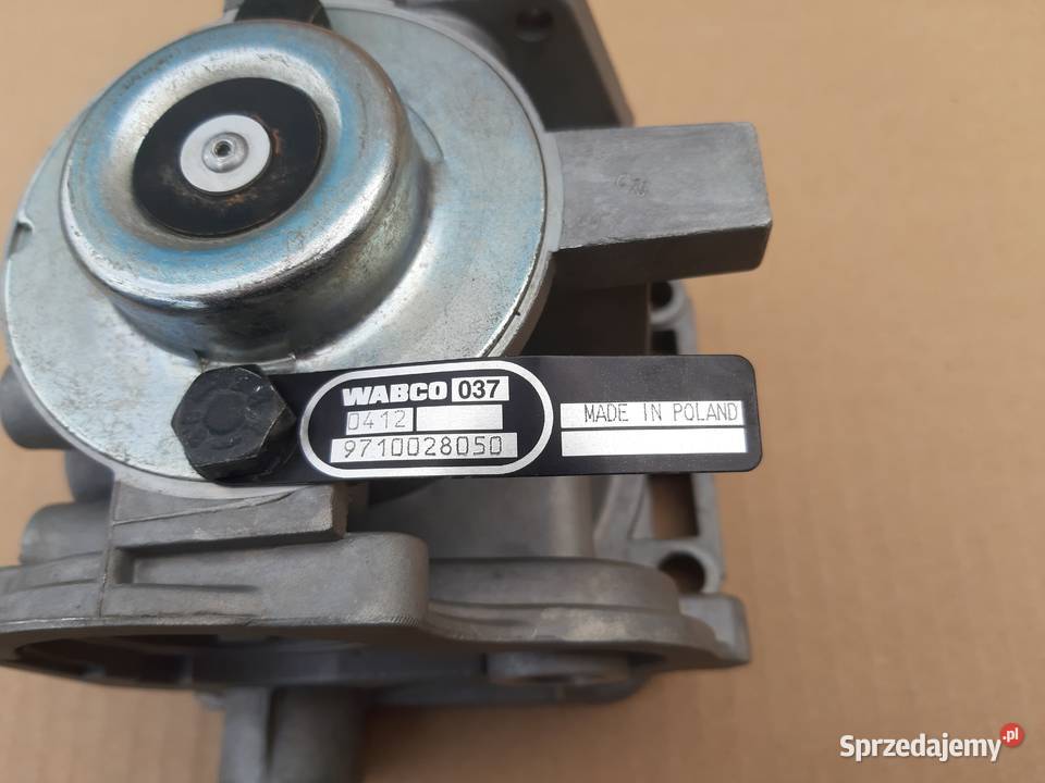 ZAWÓR STERUJĄCY NACZEPY WABCO 9710028050 Trzciel